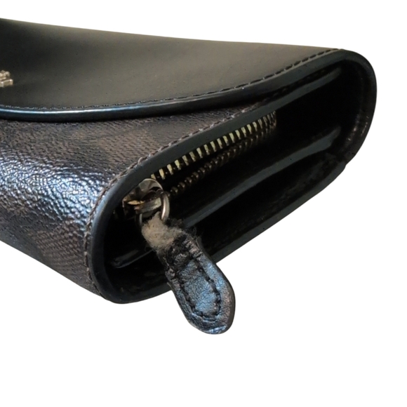 Coach Black Women's Wallet Preloved Zipper Broke Monogram Leather - Picture 3 of 12